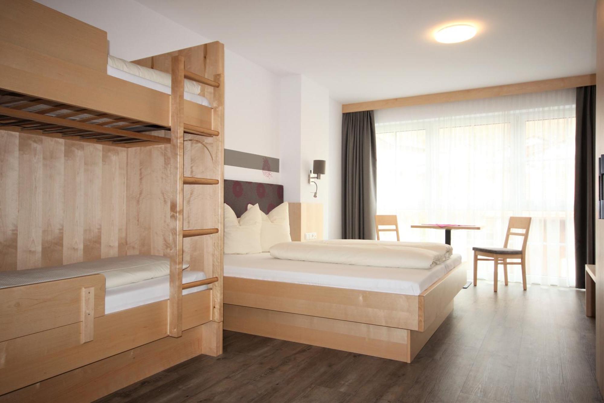 Kinderhotel Stefan Wenns Kültér fotó